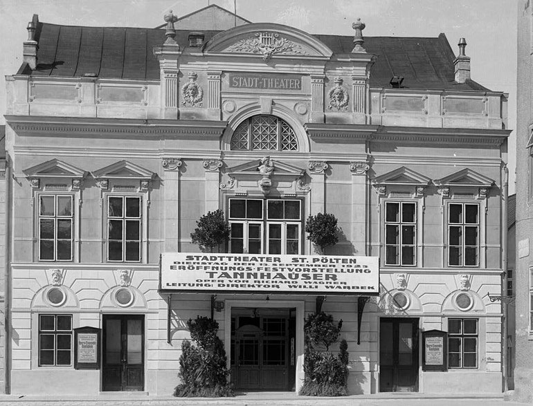Stadttheater 1925 © Stadtarchiv St. Pölten